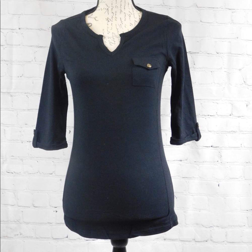 Briar Black V Neck